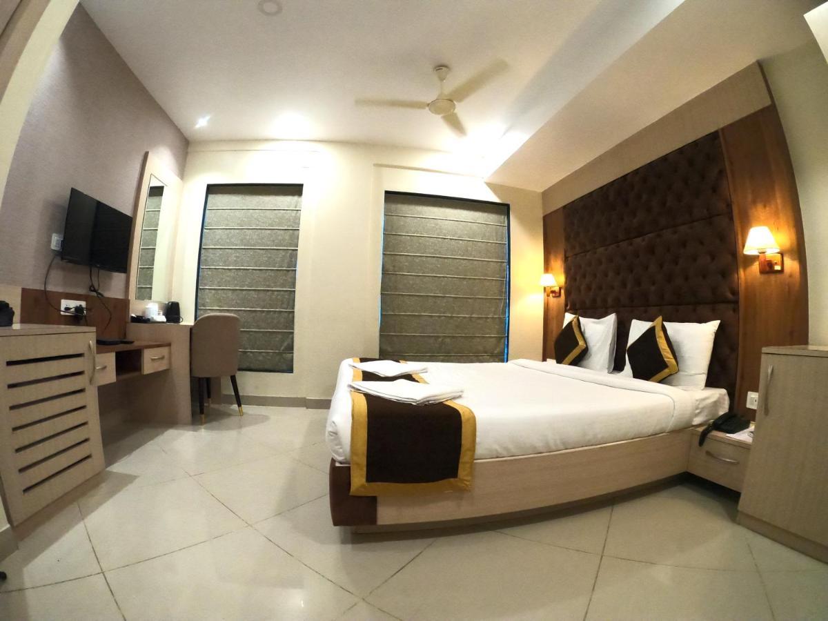 The Panash - Hotel & Banquet Kolkata Exterior photo
